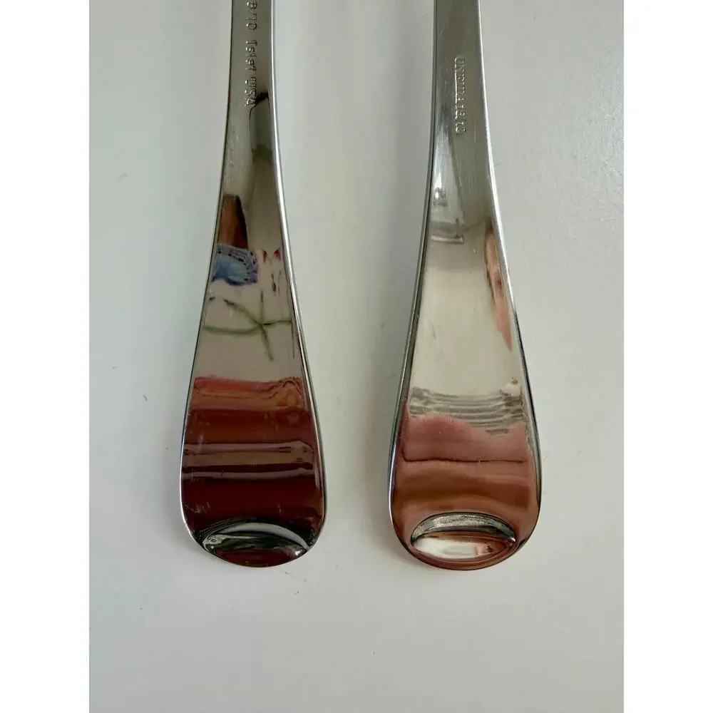 Oneida Islet Dinner Forks 8 1/4” 18/10 Stainless Set of 2 USA Korea
